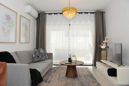 Greater Johannesburg Metropolitan Area Apartamento | Eirini Elegant Hestia Apartment