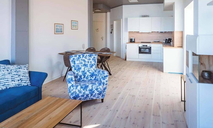 Barth Apartamento | Eismöwe Summary: Harb