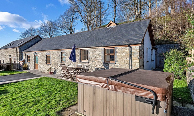 Glandyfi Casa | Eithinog by Interhome