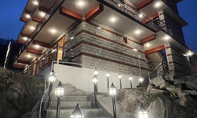 Manali Hotel | Ekaant Stays - Manali