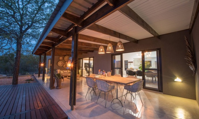 Hoedspruit Casa | eKhaya Bush Villa