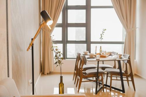 Taman Mutiara Apartamento | Ekocheras Cozy Suite above Mall & MRT with CityView