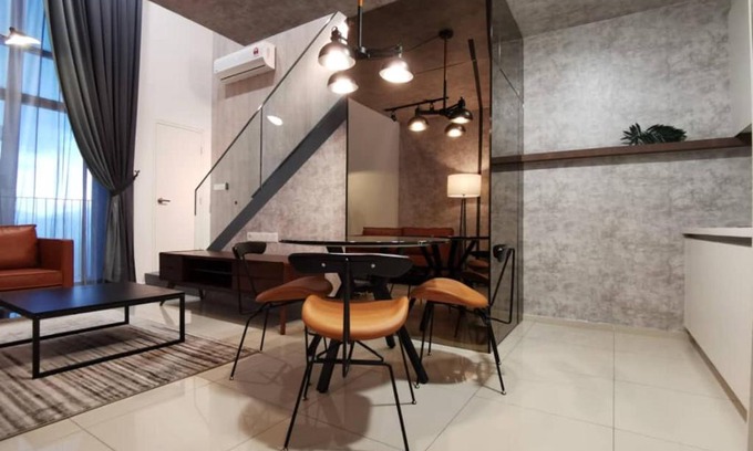 Taman Mutiara Apartamento | EkoCheras Luxury ID Duplex link MRT