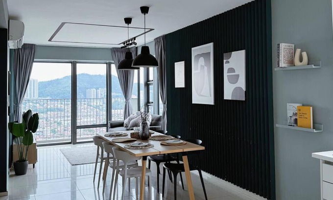 Taman Mutiara Apartamento | EkoCheras Premium Suite 6-7pax KL View Corner Lot with Balcony near MRT