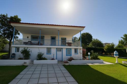 Nea Iraklia Casa | Eléora House