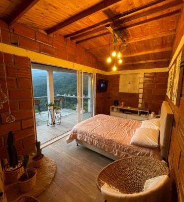 San Carlos Casa | El Abuelo y La Montaña jacuzzi
