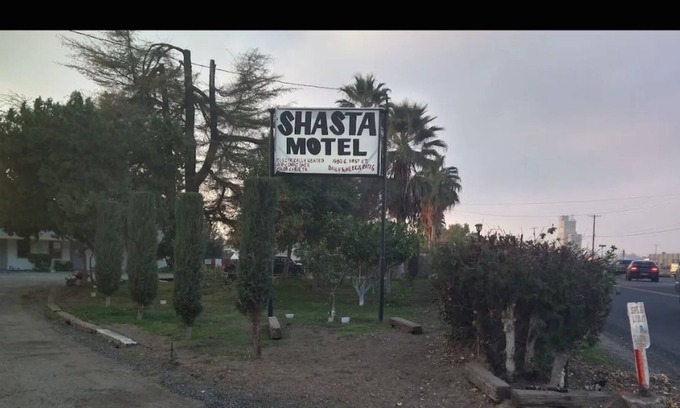 Turlock Casa | El Amigo Motel in Turlock, Ca
