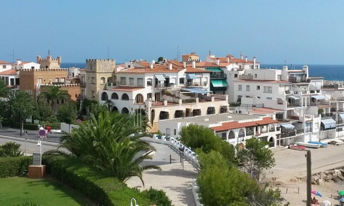 El Roc de Sant Gaieta Apartamento | El balcó del Roc. Apartamento en 1ª línea de mar, dos terrazas , ideal familias