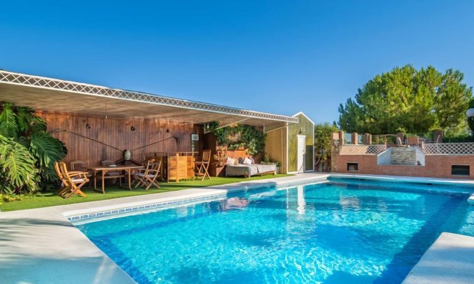 Baena Casa | El Balcon by Interhome
