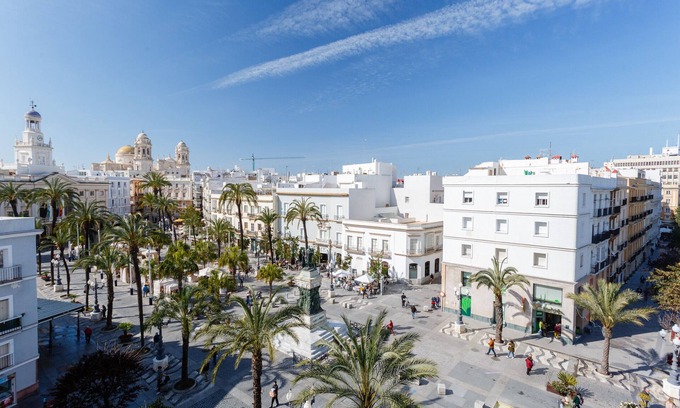Centro histórico Apartamento | El Balcon de MORET by Cadiz4Rentals