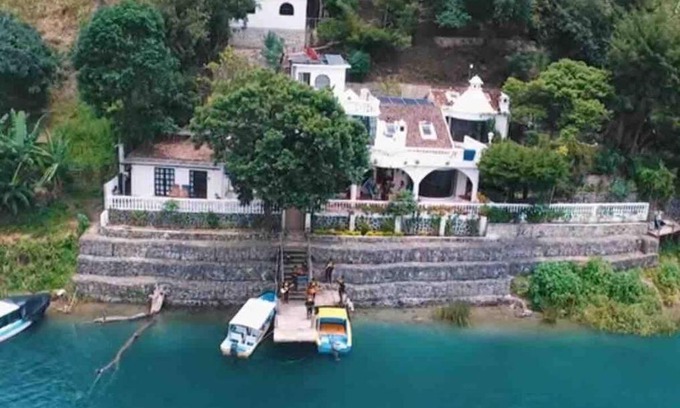 Pasajcap Casa | El Castillo en el Lago Atitlán