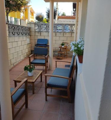 El Astillero Casa | El Chalet Azul