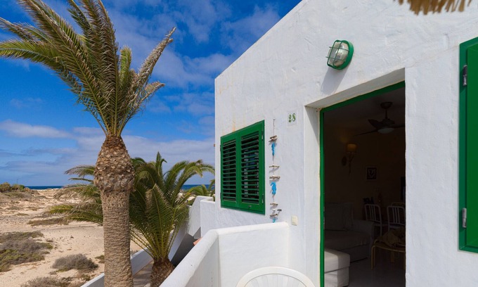 Los Lagos Casa | El Cotillo Beach Natural Park By CanariasGetaway