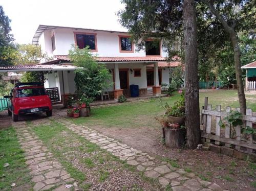 Cajamarca Apartamento | El Dorado, Agradable casa de campo, cerca a la ciudad