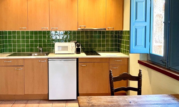 Ullastret Apartamento | EL FORT D'ULLASTRET. Apartamento 4: Habitación doble con balcón