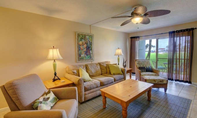 Fort Walton Beach Casa | El Matador 116 - Ground floor unit with easy access to all amenities