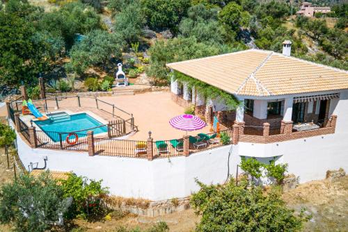 Comares Chalet De Esquí | El Mirador del Abuelo