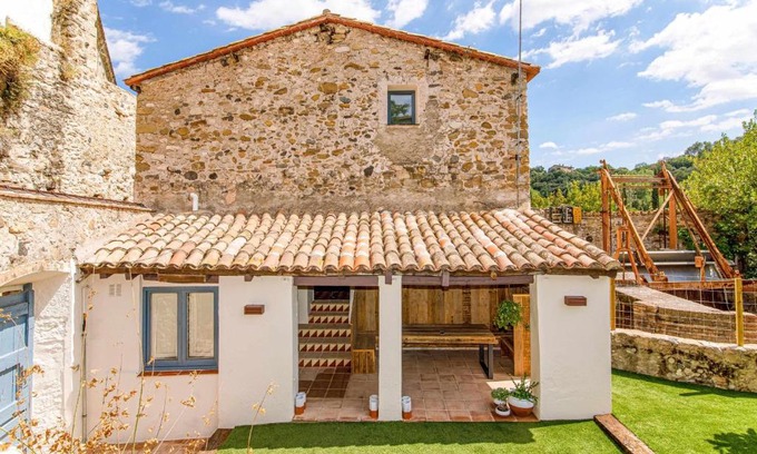 Besalú Casa | El Molino de Besalú Casa con jardín