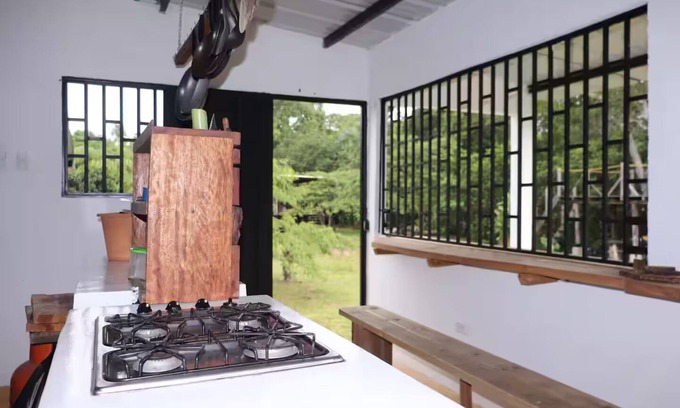 La Macarena Cama Y Desayuno | El Nido serene cabin with natural pool and chef #1