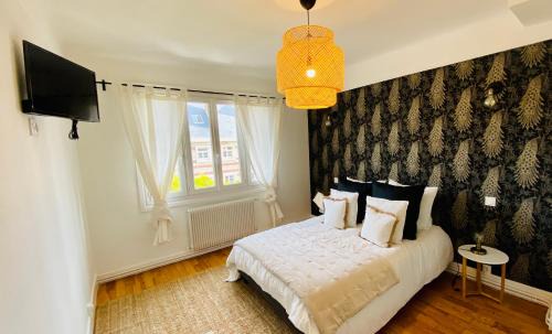 Lisieux Apartamento | EL PARADISE - Logement Entier - Cœur de Ville - Basilique au Balcon - Proche Gare