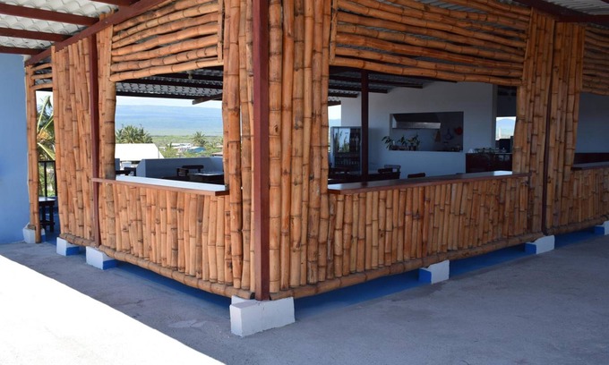 Puerto Villamil Hotel | El Paraiso de Isabela