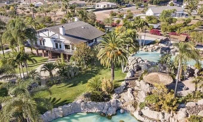 Valley Center Casa | **EL PARAISO** Resort like house w/ Floating River