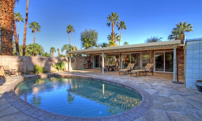 Palm Desert Villa | El Paseo, 'The Rodeo Drive Of Beverly Hills' en Palm Desert. Wi-Fi gratis