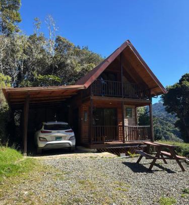 Copey Chalet De Esquí | El Quetzalito Cabin
