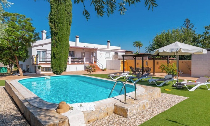 Alhaurín de la Torre Villa | El Reposo Alhaurín de la Torre by Ruralidays
