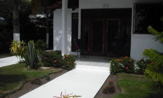 Barranca Casa | El Roble: villa en la playa.