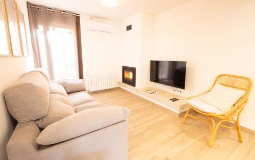 Beceite Apartamento | El sueño del Búho 2. Chimenea y barbacoa