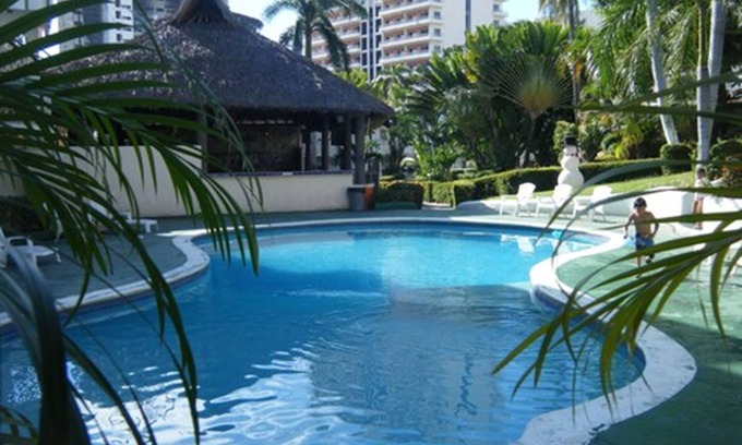 Costa Azul Hotel | El Tropicano