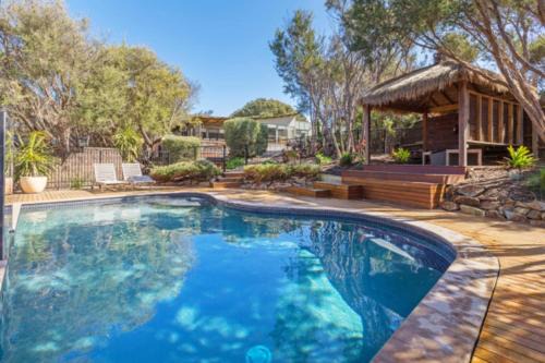 St. Andrews Beach Casa | Elandra by Ready Set Stay