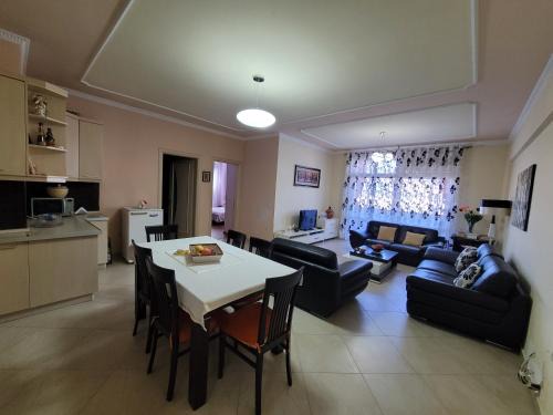 Elbasan Apartamento | Elbasan modern apartment city center