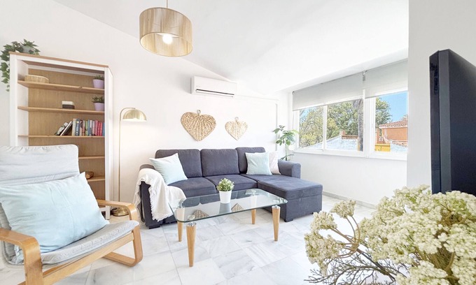 Pedregalejo Playa Apartamento | Elcano 20 - Málaga de Vacaciones