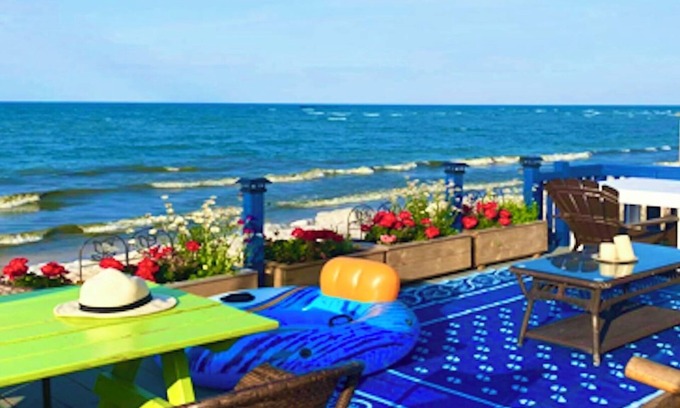 Sherkston Casa | ELCO BEACHFRONT Piece of Heaven - Beautiful Premium Cottage