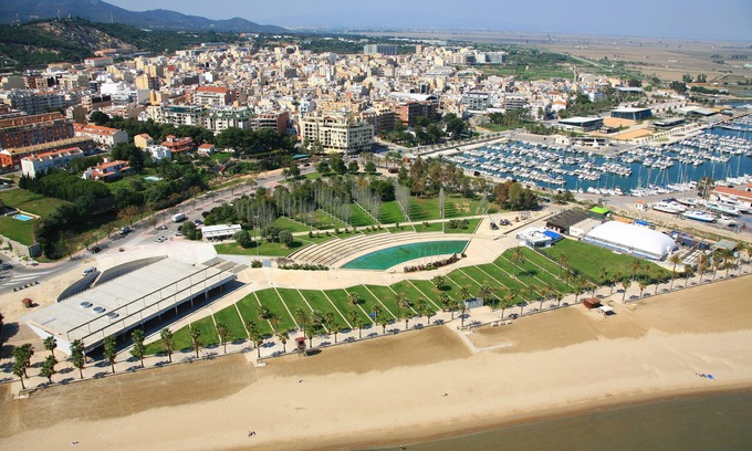 Sant Carles de la Rapita Apartamento | Elegante casa en el mar Mediterráneo