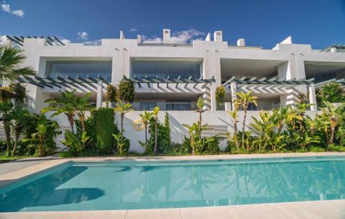 Casares Apartamento | Elegant 2-bedroom apartment in the prestigious Finca Cortesin resort