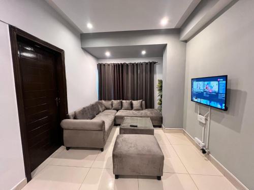 E-11 Sector Apartamento | Elegant 2BR Family Apartment