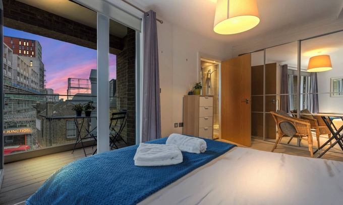 Shacklewell Apartamento | Elegant 3 Bed Apartment Near Many Attractions