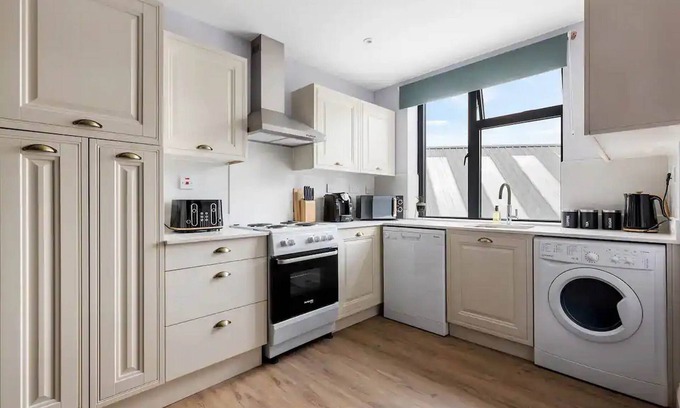 Dudden Hill Apartamento | Elegant 3-Bedroom apartment near tube station - 360 Stays