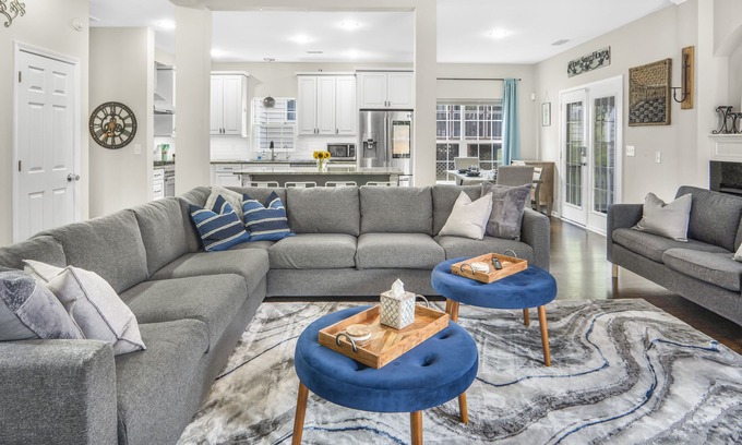 Huntersville Casa | Elegant 3400 sqf Home