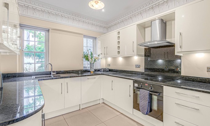 Knightsbridge Casa | Elegant 5bed House Next to Harrods Knightsbridge