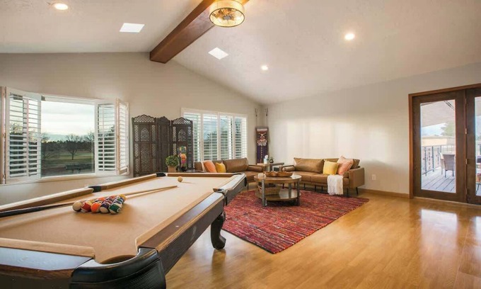 Paradise Hills Civic Casa | Elegant 5BR Home w/ *Heated* Pool & Pool Table