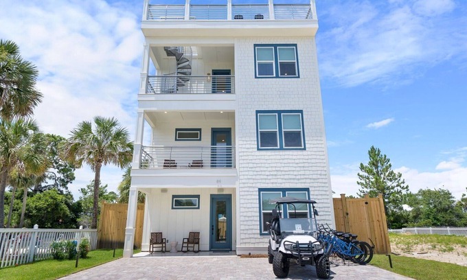 Village of Sugar Beach Casa | Elegant 6BR Seagrove Beach House w/ Heated Pool, Bikes & Golf Cart Included