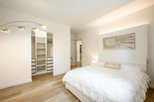 Faenza Apartamento | Elegant Apartment - Free WiFi, Private Parking & Air Conditioning