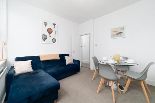 Hammersmith and Fulham Apartamento | Elegant Apartment in London Steps Away From River Thames