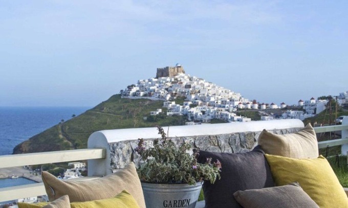 Astypalaia Villa | Elegant Astypalaia Villa | Villa Bianca | 3 Bedrooms | Hot Tub & Beautiful Sea Views | Chora