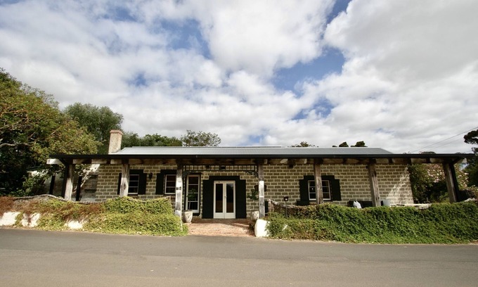 Cowaramup Cama Y Desayuno | Elegant boutique guesthouse in the heart of the Margaret River Wine Region