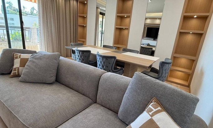 La Colle Apartamento | Elegant & Central Luxury Apartment with Balcony & Parking
